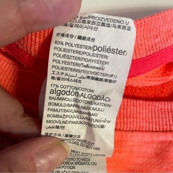 Under Armor Bright Orange Long Sleeve Sweatshirt Size Small - Picture 5 of 6